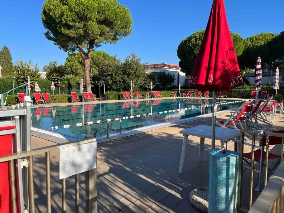 Casina Mare Bibbona Lägenhet Marina Di Bibbona Exteriör bild